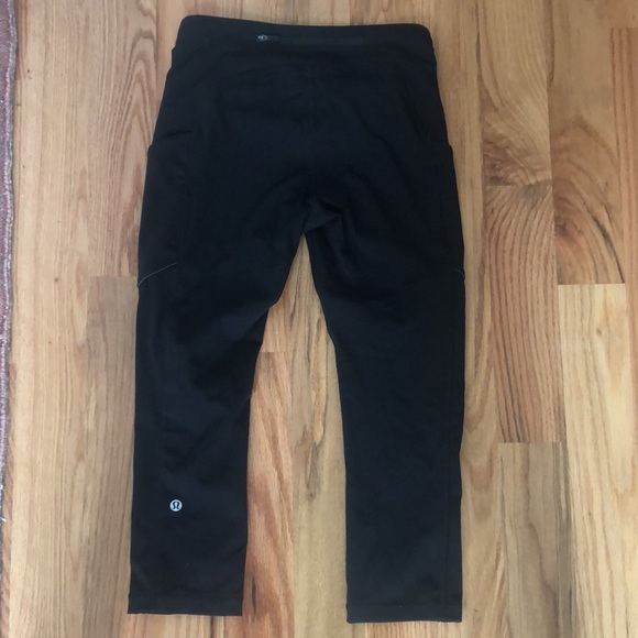 Lululemon Athletica Black Cropped Leggings W/ Pockets - Picture 4 of 7